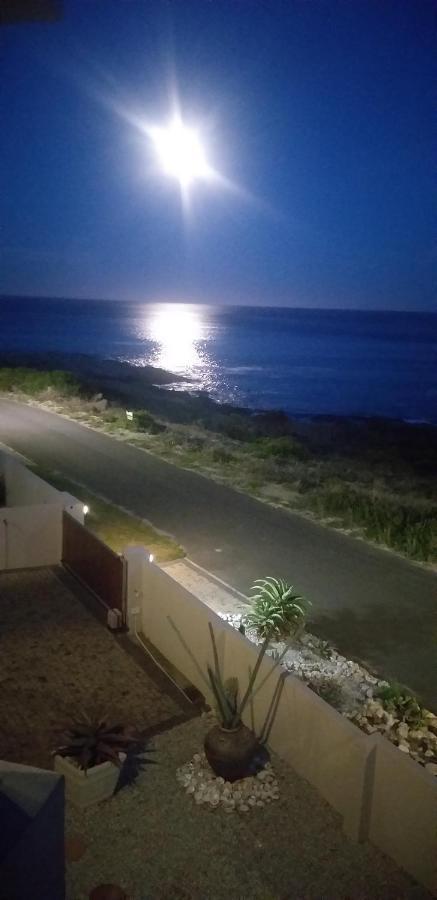 Wave Dancer Bed & Breakfast Гансбаи Екстериор снимка