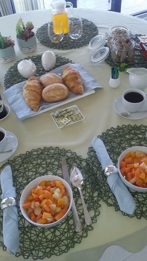 Wave Dancer Bed & Breakfast Гансбаи Екстериор снимка